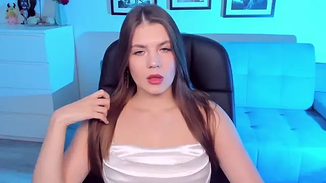 BellaSweetHeart online show from October 23, 2025, 5:33 pm