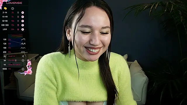 margeriTirell online show from December 5, 2024, 2:31 am