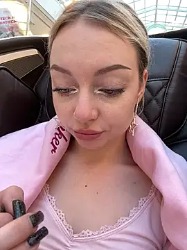 Snapshot of melissa_grr chatting on February 6, 2026, 12:08 pm melissa grr online show from February 6, 2026, 12:08 pm