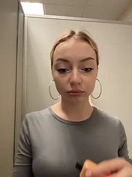 Snapshot of melissa_grr chatting on February 22, 2026, 1:31 pm melissa grr online show from February 22, 2026, 1:31 pm