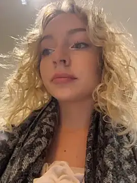 Snapshot of melissa_grr chatting on March 6, 2026, 1:18 pm melissa grr online show from March 6, 2026, 1:18 pm