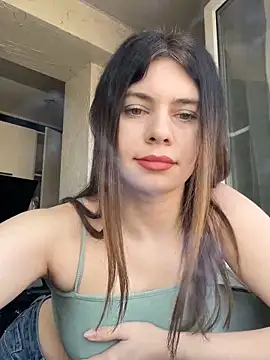 Snapshot of CurlyLara chatting on February 24, 2025, 10:04 am CurlyLara online show from February 24, 2025, 10:04 am