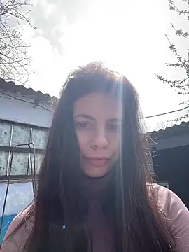 CurlyLara online show from April 14, 2026, 11:49 am