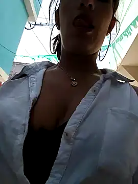 Alysson-- online show from January 16, 2025, 7:31 pm