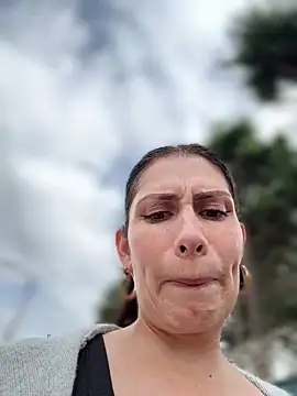 Alysson-- online show from April 20, 2026, 1:25 pm