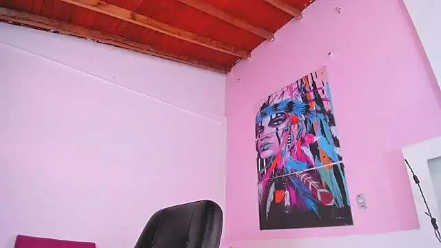 lunoxx  online show from December 15, 2024, 6:04 pm