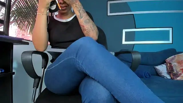 Brunettesexy0 online show from March 1, 2025, 6:43 pm