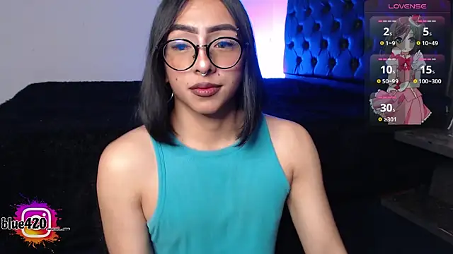 Skyler  blue4 online show from September 21, 2025, 5:25 pm