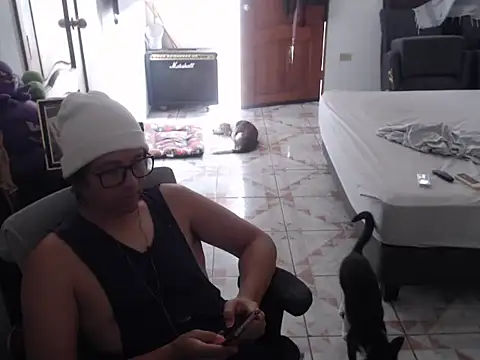 Pit xxz online show from February 14, 2026, 4:37 pm