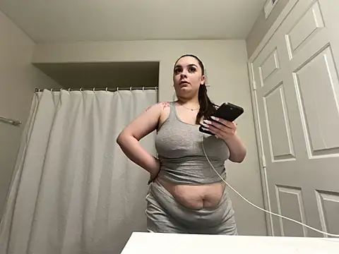 jasmine2badd online show from March 23, 2025, 5:43 am