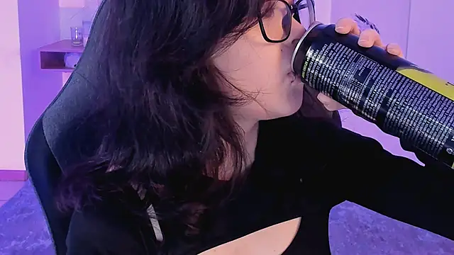 Elainebeness online show from March 14, 2025, 10:27 pm