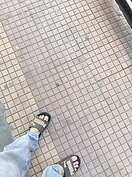 Snapshot of 1010SumiT chatting on March 8, 2026, 4:16 am 1010SumiT online show from March 8, 2026, 4:16 am