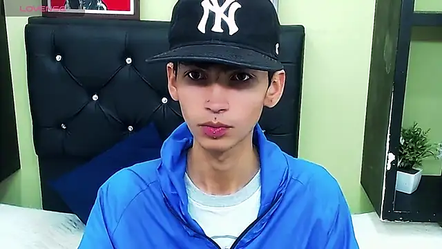 ttimy x boy online show from January 17, 2025, 10:56 pm