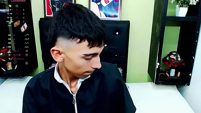 ttimy x boy online show from January 23, 2025, 8:24 pm