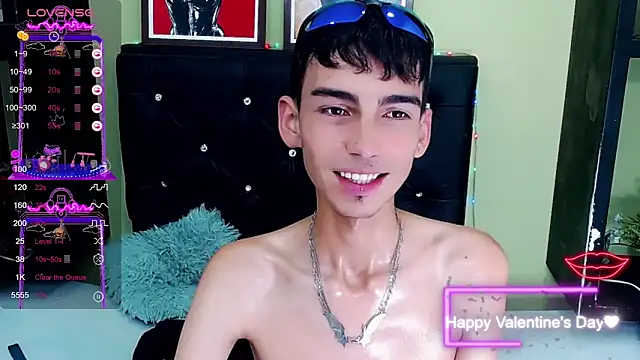 ttimy x boy online show from February 14, 2025, 11:42 pm