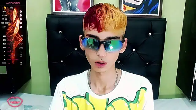 ttimy x boy online show from March 13, 2025, 2:16 am