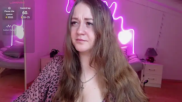 LizzyShine online show from March 5, 2025, 5:29 pm