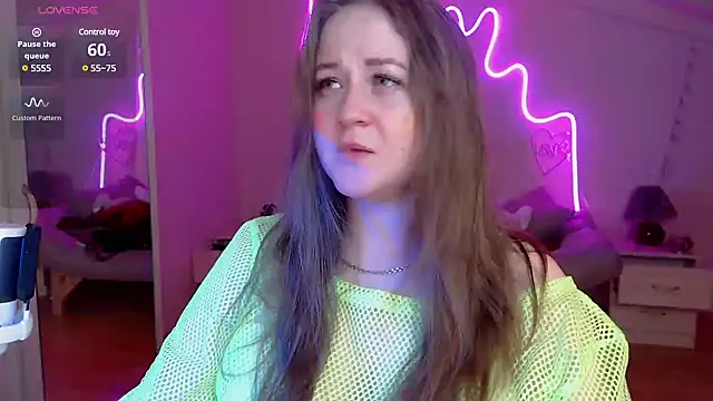 LizzyShine online show from March 7, 2025, 11:49 pm