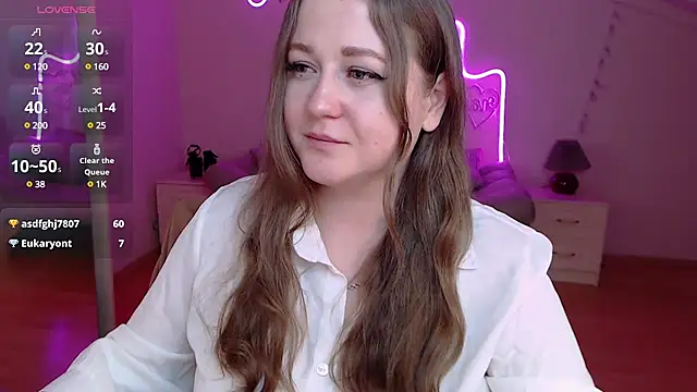 LizzyShine online show from March 14, 2025, 8:28 pm