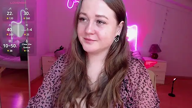 LizzyShine online show from March 19, 2025, 7:06 pm