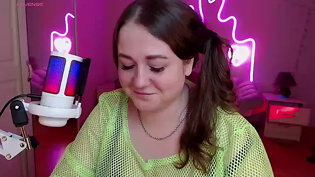 LizzyShine online show from March 21, 2025, 11:01 pm