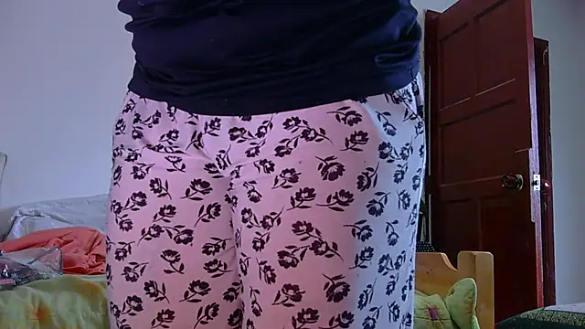 Miss oliviaa online show from February 23, 2025, 10:09 pm