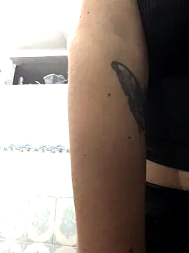 Miss oliviaa online show from October 2, 2025, 11:06 am