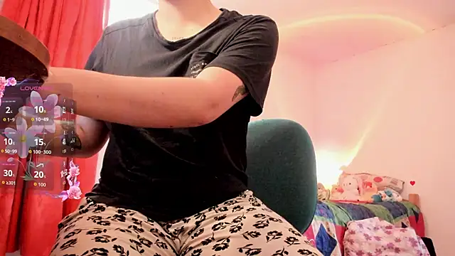 Miss oliviaa online show from October 11, 2025, 12:26 pm