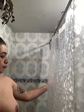 Miss oliviaa online show from December 14, 2025, 6:12 pm