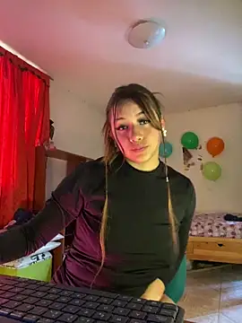 Miss oliviaa online show from April 22, 2026, 7:15 pm