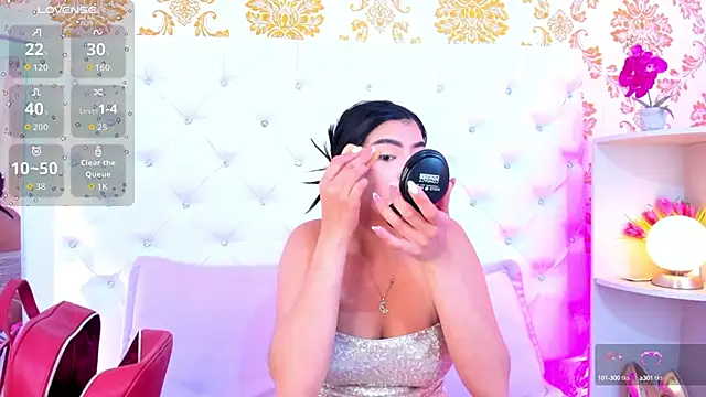 emaa lambert online show from September 26, 2025, 8:02 pm