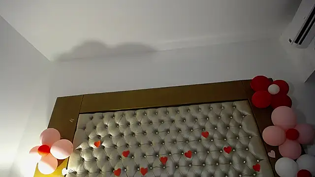 MegannMyerss online show from February 21, 2025, 11:10 pm