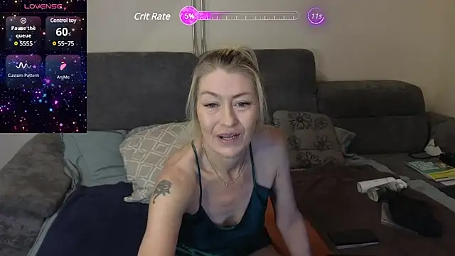 Snapshot of lisalustjouw chatting on January 19, 2025, 11:34 am lisalustjouw online show from January 19, 2025, 11:34 am