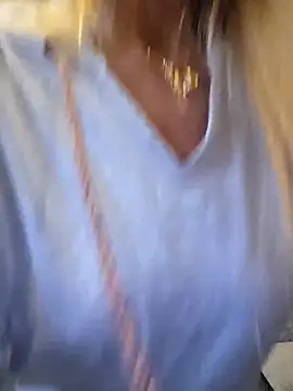 Snapshot of lisalustjouw chatting on February 6, 2026, 9:12 am lisalustjouw online show from February 6, 2026, 9:12 am