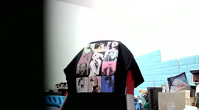 thisisbook 223 online show from February 13, 2025, 6:48 pm