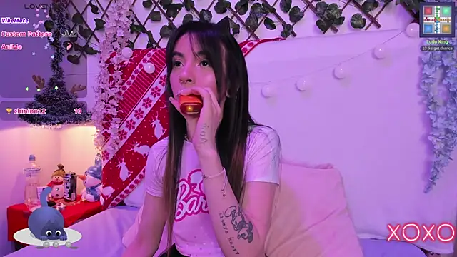 lauren evans96 online show from December 5, 2024, 3:37 am