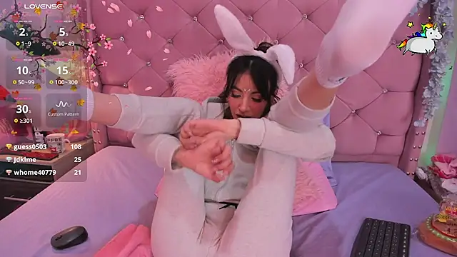 lauren evans96 online show from March 9, 2025, 10:52 am