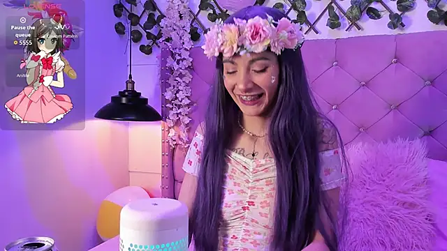 lauren evans96 online show from October 15, 2025, 2:44 am