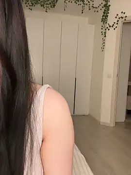  SweetCandyy online show from September 28, 2025, 7:52 pm