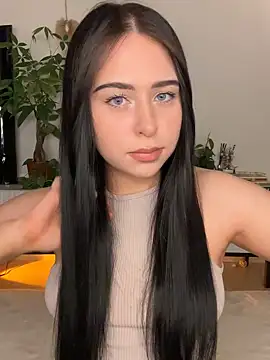  SweetCandyy online show from April 24, 2026, 7:27 pm