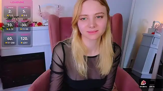 Snapshot of MirraBellanta chatting on February 13, 2025, 4:00 am MirraBellanta online show from February 13, 2025, 4:00 am