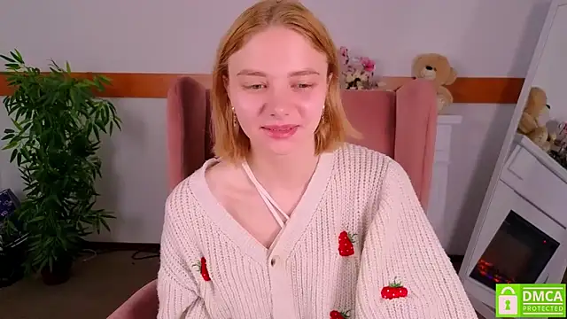 Snapshot of MirraBellanta chatting on November 18, 2025, 10:47 pm MirraBellanta online show from November 18, 2025, 10:47 pm