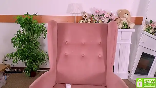 Snapshot of MirraBellanta chatting on January 11, 2026, 12:04 am MirraBellanta online show from January 11, 2026, 12:04 am