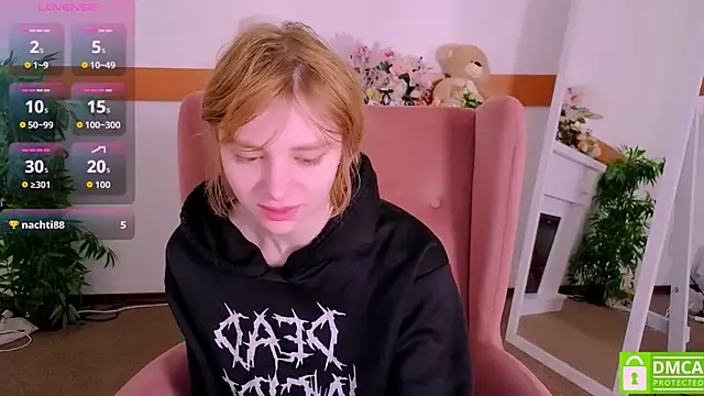 Snapshot of MirraBellanta chatting on February 5, 2026, 11:20 pm MirraBellanta online show from February 5, 2026, 11:20 pm