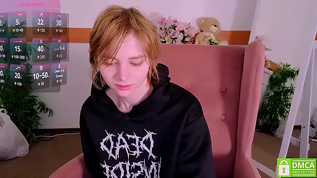 Snapshot of MirraBellanta chatting on February 7, 2026, 12:03 am MirraBellanta online show from February 7, 2026, 12:03 am