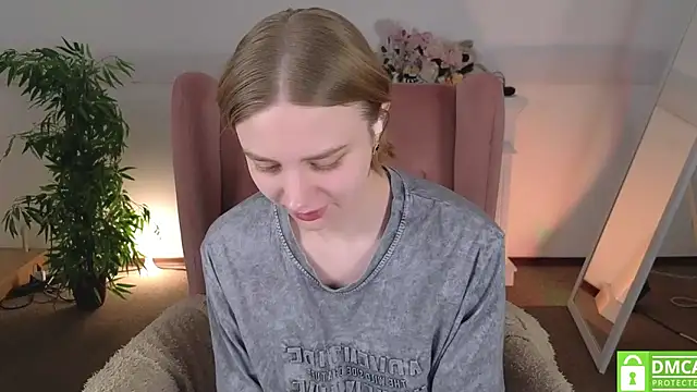 Snapshot of MirraBellanta chatting on May 26, 2026, 1:34 am MirraBellanta online show from May 26, 2026, 1:34 am