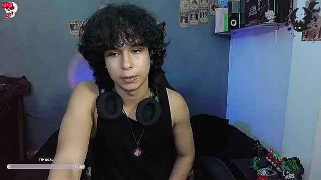 kairozz online show from January 5, 2025, 7:28 pm