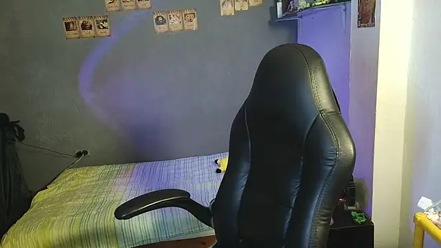 kairozz online show from February 25, 2025, 8:51 pm