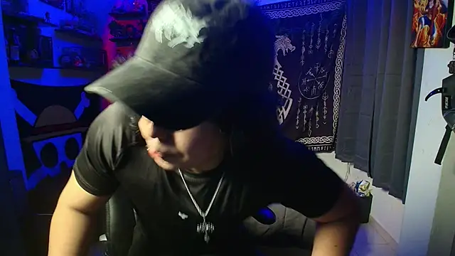 Snapshot of kairozz chatting on December 20, 2025, 9:33 pm kairozz online show from December 20, 2025, 9:33 pm