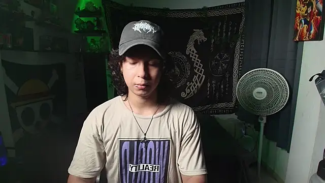 Snapshot of kairozz chatting on January 6, 2026, 6:44 pm kairozz online show from January 6, 2026, 6:44 pm